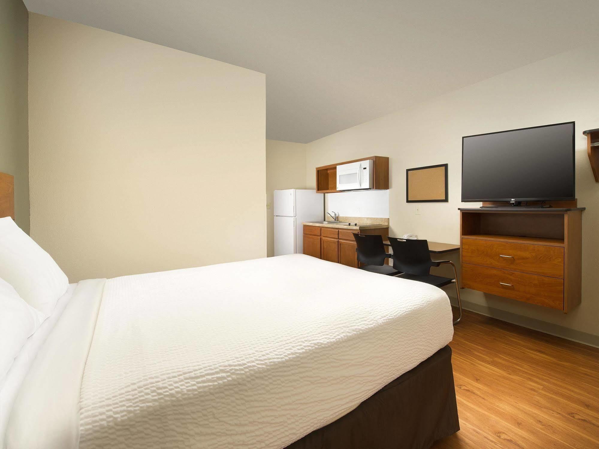 Extended Stay America Select Suites - Oklahoma City - West Екстериор снимка